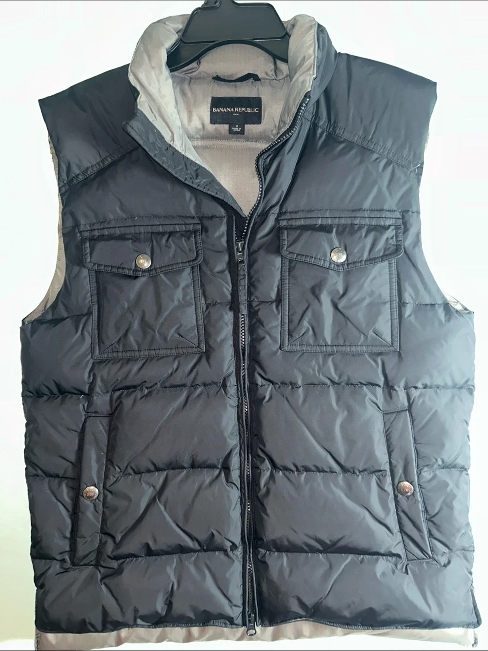 Banana Republic sleeveless quilted